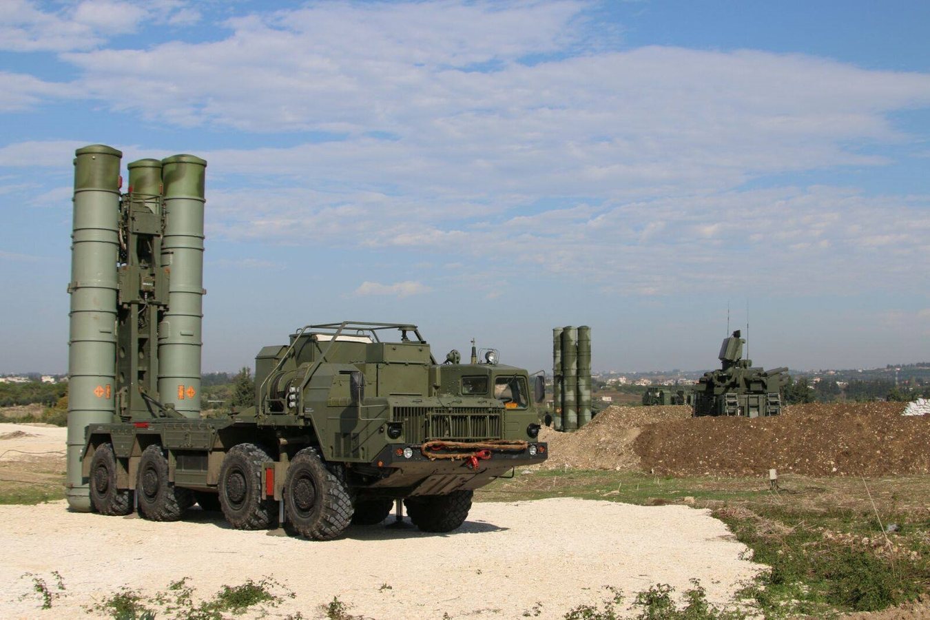 Украина заявила об ударе по С-400 под Геленджиком