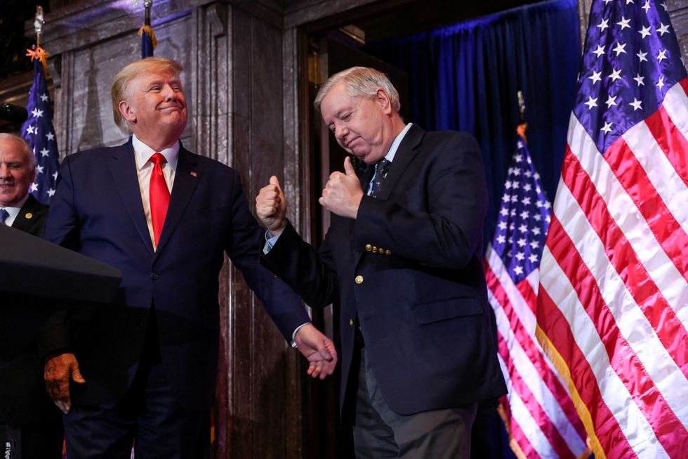 Редакция WSJ обвинила Трампа в предательстве наследия Линдси Грэма