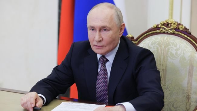 Путин описал уход западных компаний из России словами «чуть не плакали»
