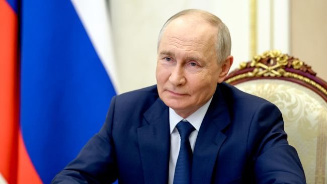 Президент Киргизии поздравил Путина с успешным проведением выборов в Госдуму