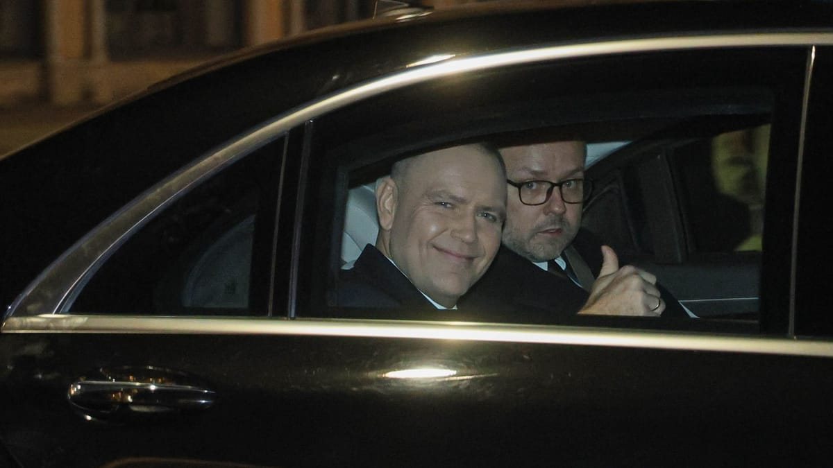 Президент Польши Навроцкий пришел в Конституционный суд для переговоров с судьями