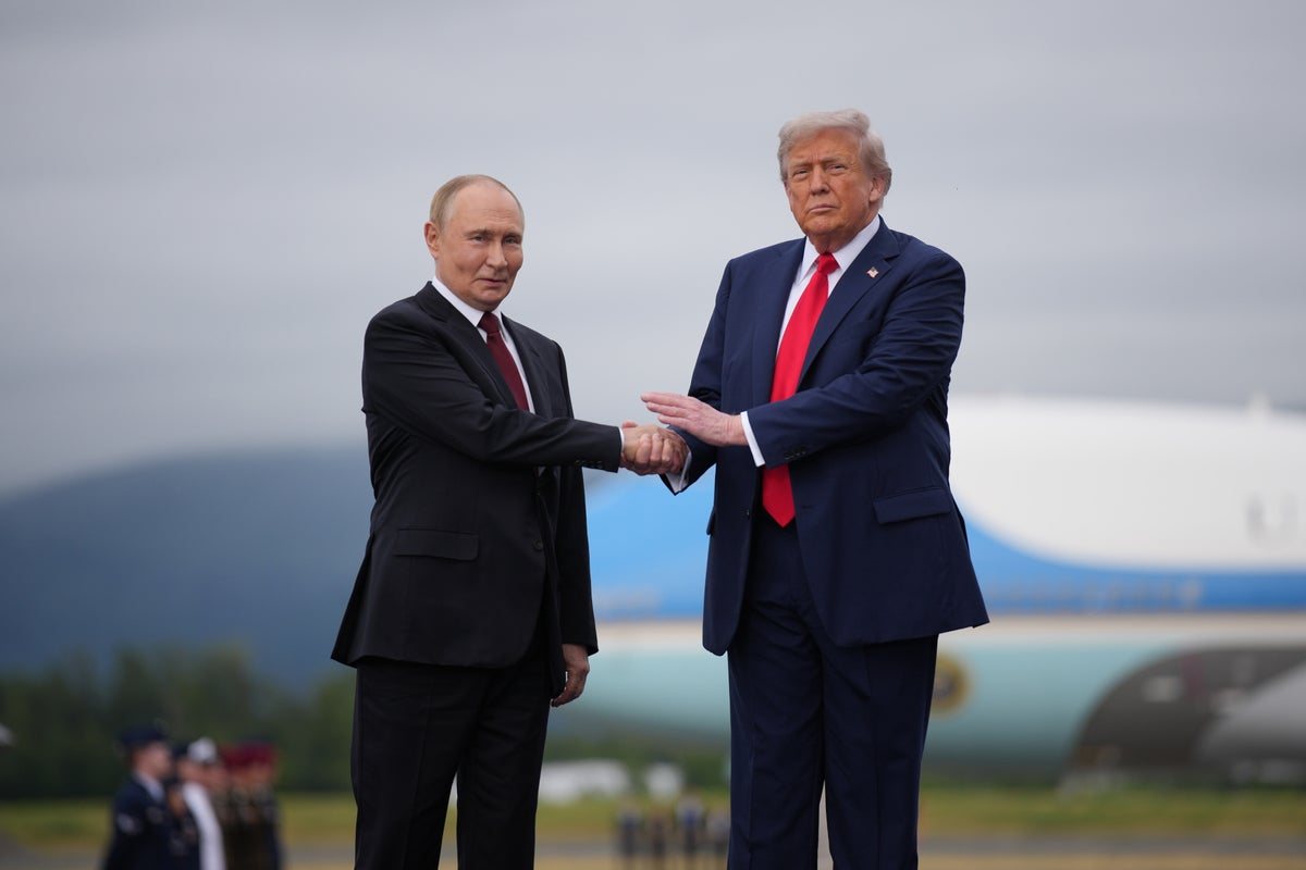 Сделка Трампа по российской солярке не снизит цены на топливо в США, предупреждают эксперты
