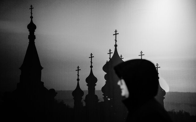 Верующие квир-люди в России сохраняют веру вопреки давлению РПЦ