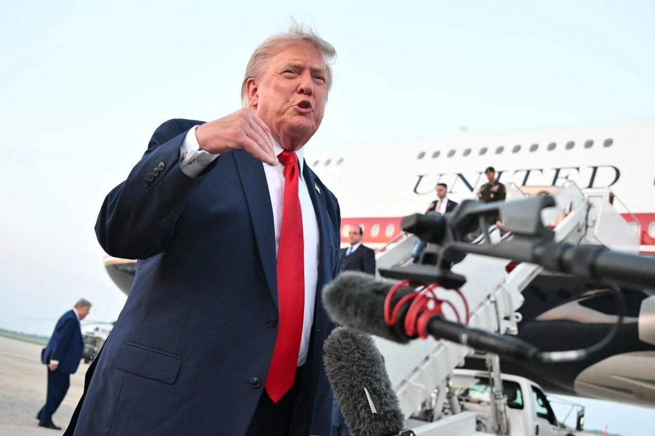 Трамп пообещал вскоре открыть Ормузский пролив и вновь пригрозил Ирану ударом