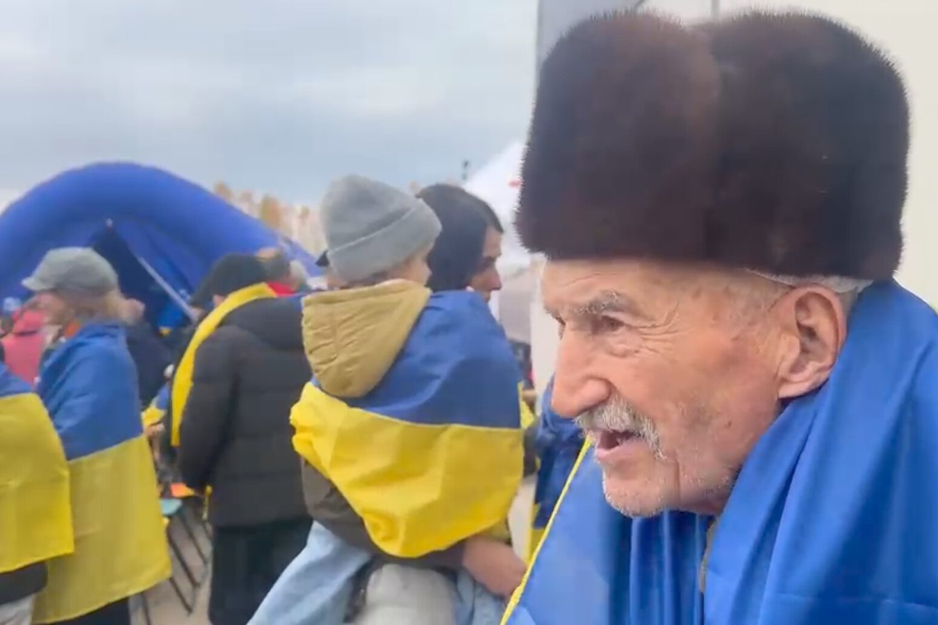 Эвакуированные из Олешек прибыли в Украину и рассказали о голоде и исчезновениях людей
