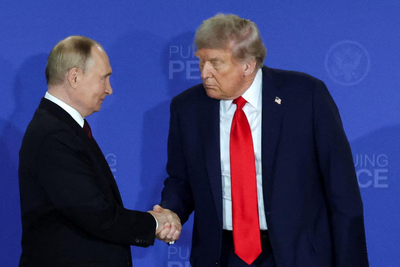 Ушаков заявил, что администрация Трампа не может игнорировать Россию